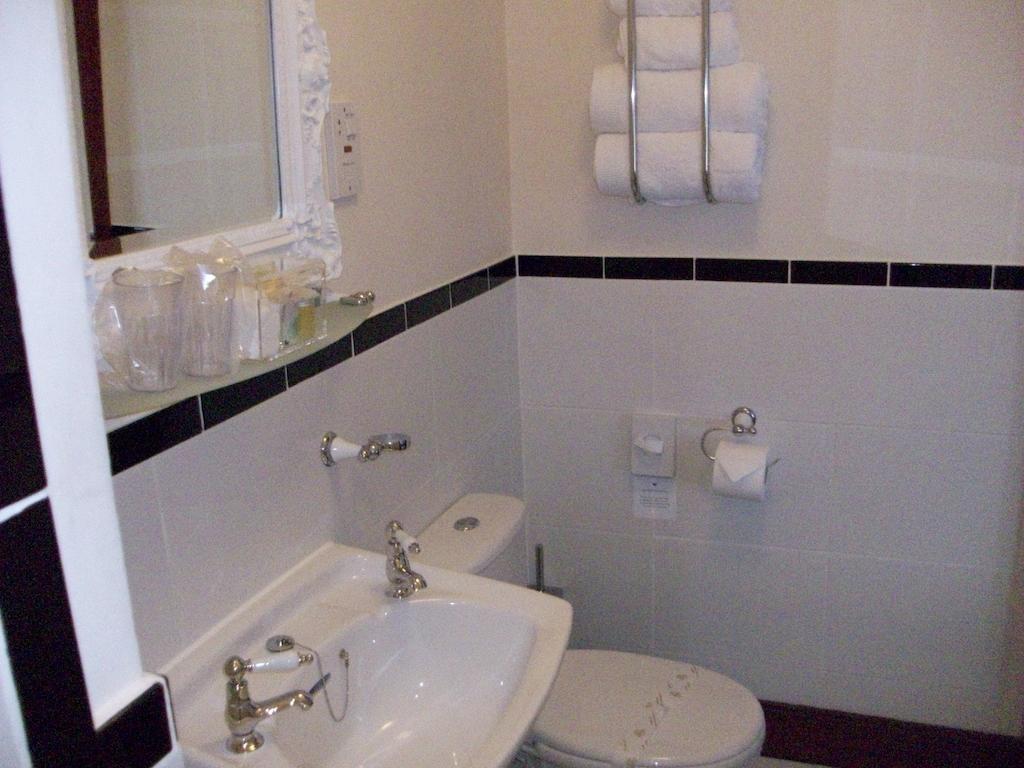 Bed and Breakfast Crawfield Grange Стонгейвен Номер фото