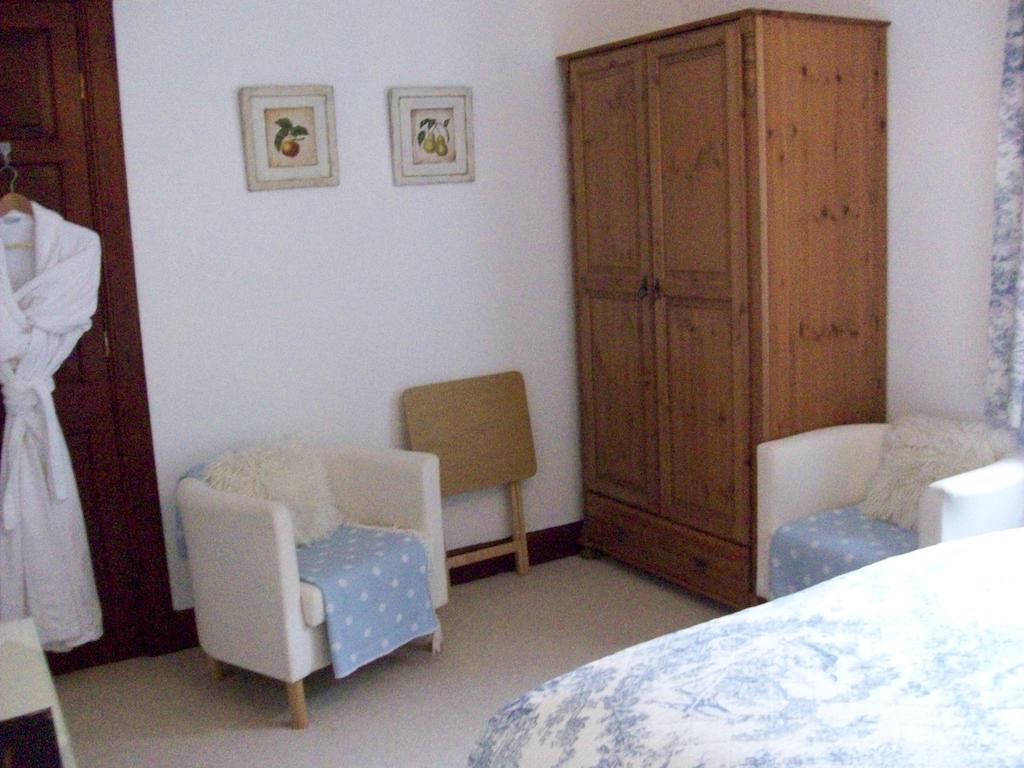 Bed and Breakfast Crawfield Grange Стонгейвен Номер фото